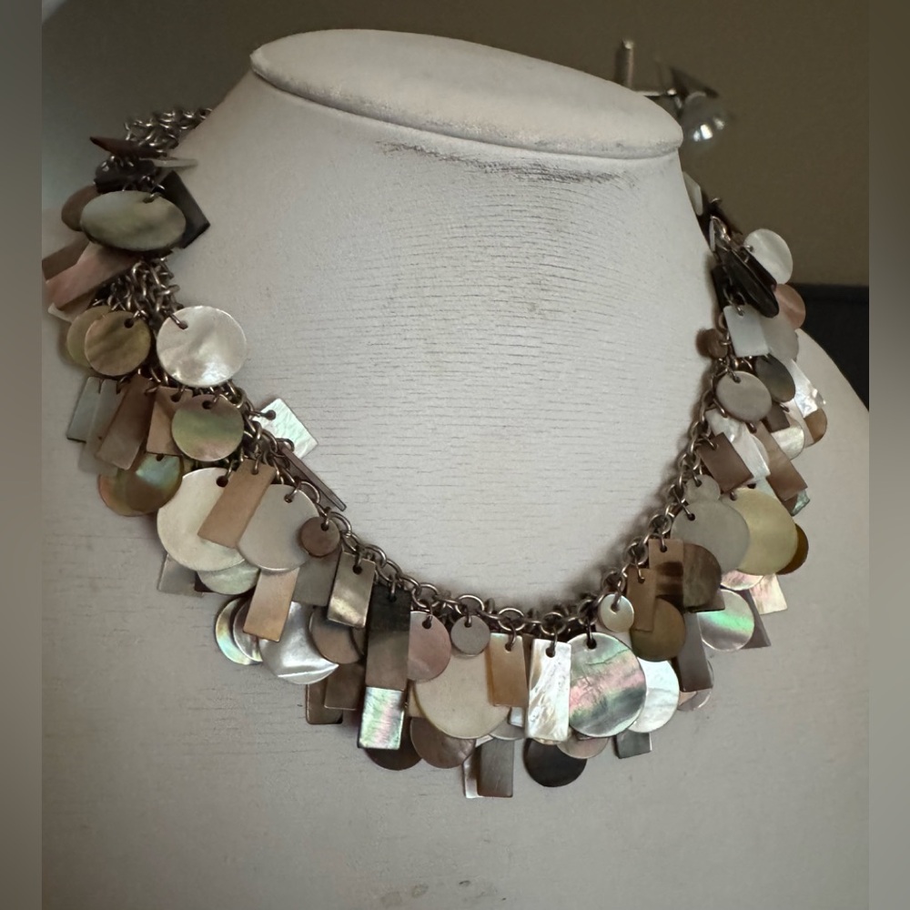 Shell necklace - Picture 5 of 6